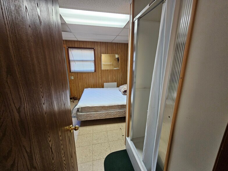 More Photos Of 1828 Junction Ave, Sturgis Office Residential For Sale