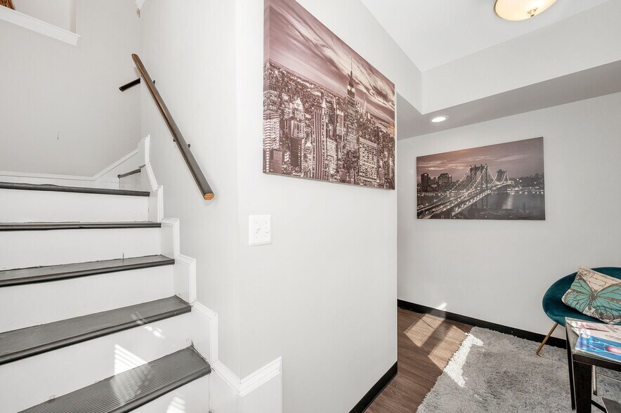 More Photos Of 4920 Belair Rd, Baltimore Office For Sale