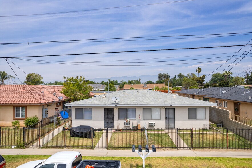 More Photos Of 412 W Ramona Dr, Rialto Multifamily For Sale