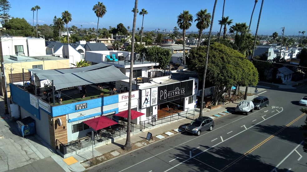 Primary Photo Of 4955 Cass St, San Diego General Retail For Sale
