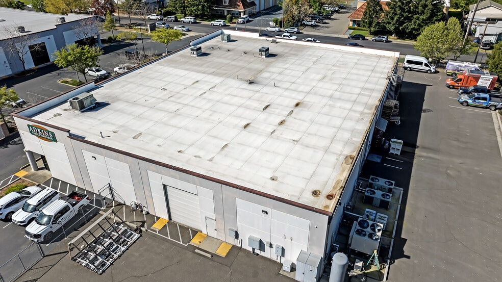 More Photos Of 9721 Kent St, Elk Grove Warehouse For Sale