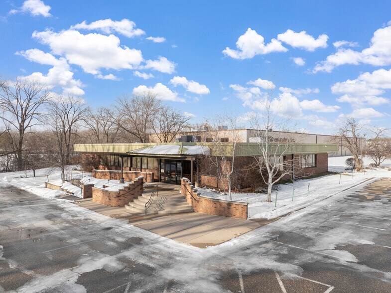 Primary Photo Of 300 SW 9th Ave, New Brighton Warehouse For Sale