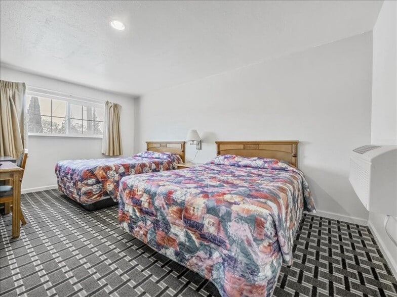 More Photos Of 21172 Mission Blvd, Hayward Hotel For Sale