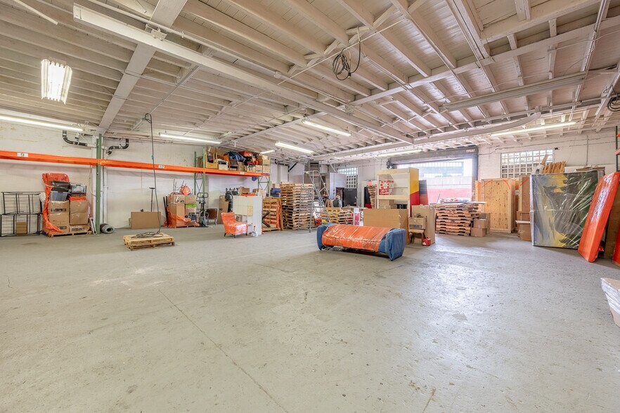 More Photos Of 3412 Borden Ave, Long Island City Warehouse For Sale