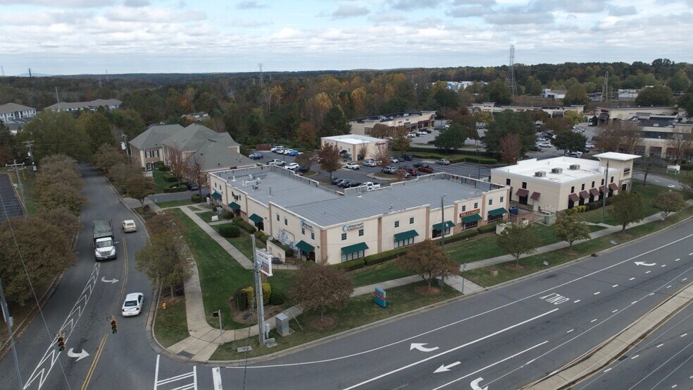 More Photos Of 10210 Couloak Dr, Charlotte Restaurant For Sale