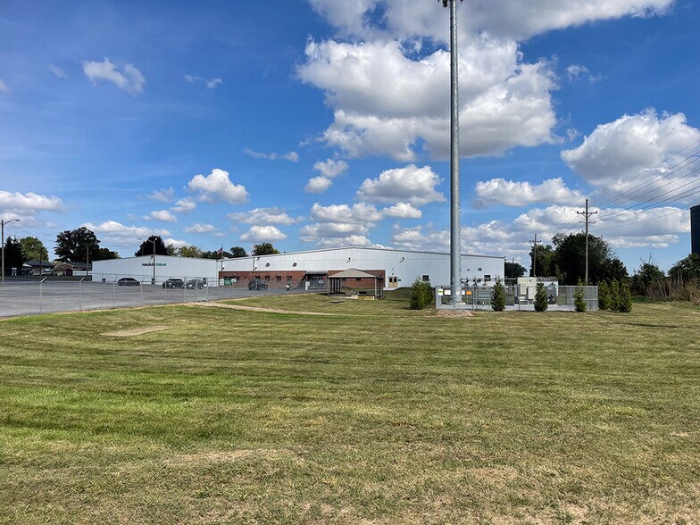 More Photos Of 19224 Longmeadow Rd, Hagerstown Distribution For Sale