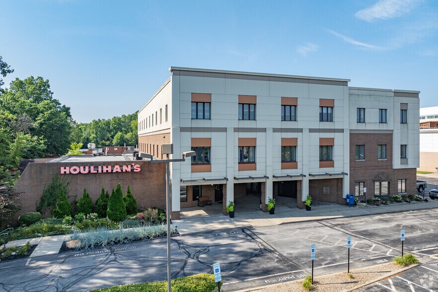 Primary Photo Of 25651 Detroit Rd, Westlake Office For Lease