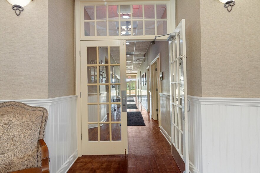 More Photos Of 4550 Golf Club Ln, Spring Hill Golf Course Driving Range For Sale