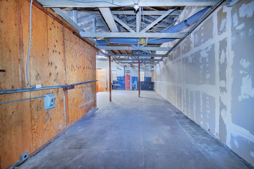 More Photos Of 535-539 Main St, Half Moon Bay Storefront Retail Residential For Sale