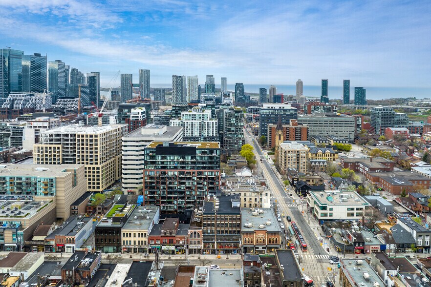 More Photos Of 639 Queen St W, Toronto Office For Lease