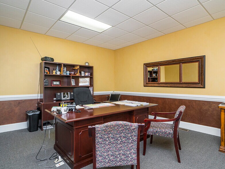 More Photos Of 4108 S NC Hwy 62, Burlington Office For Lease