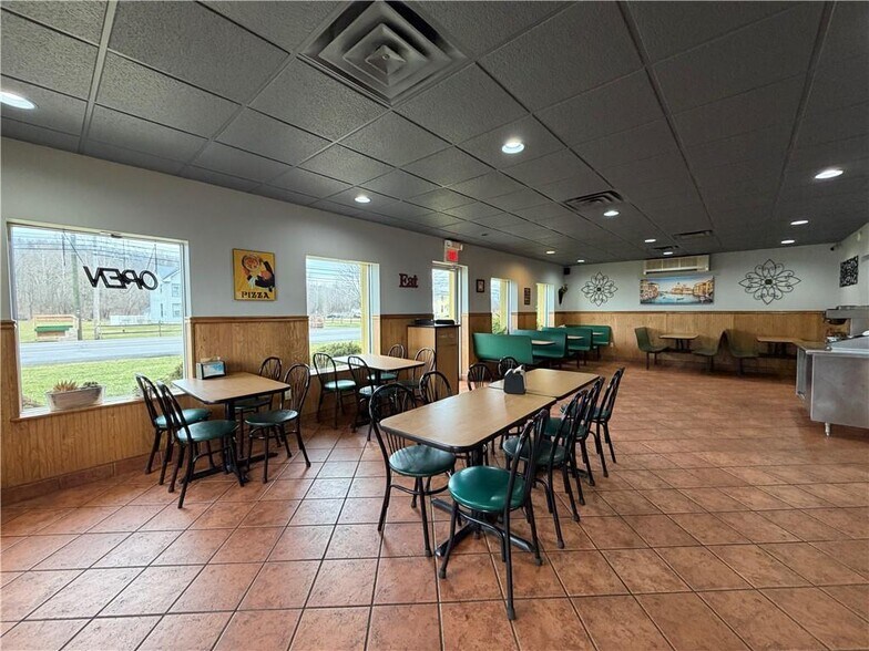 More Photos Of 455 Old Ithaca Rd, Horseheads Restaurant For Sale
