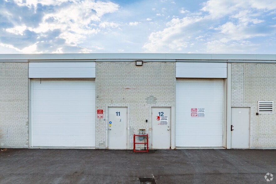 More Photos Of 1040 Martin Grove Rd, Toronto Service For Sale