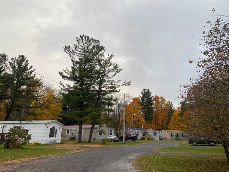 More Photos Of 12425 Timber Trl, Adams Center Manufactured Housing Mobile Home Park For Sale