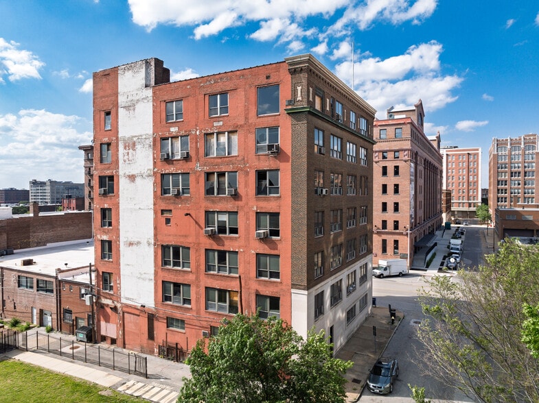 More Photos Of 1700 Olive St, Saint Louis Office For Sale