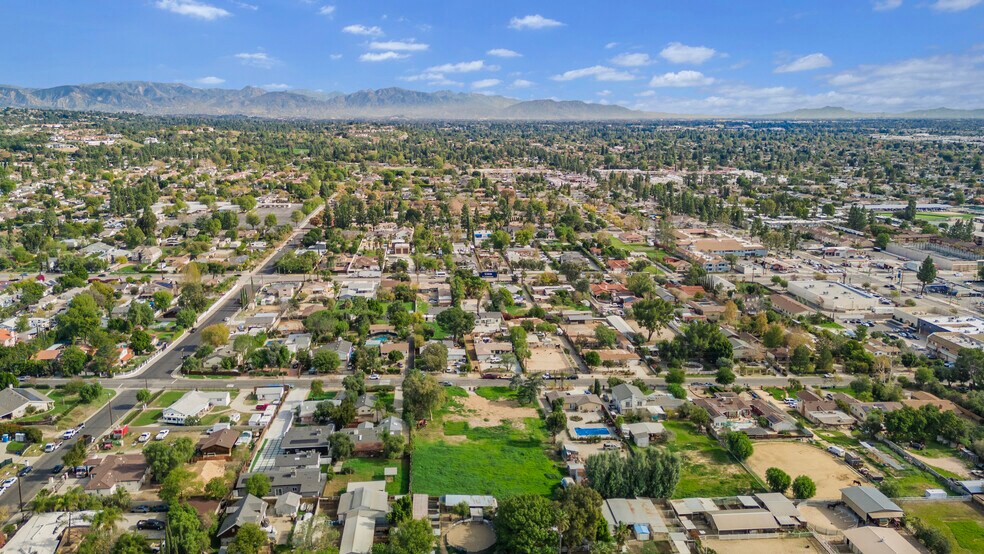 More Photos Of 10425 Independence Ave, Chatsworth Land For Sale