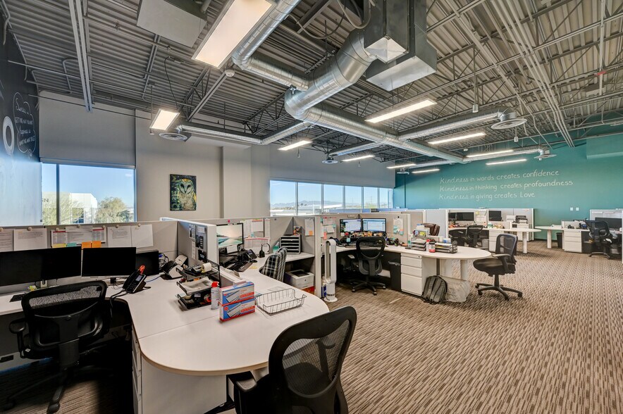 More Photos Of 8906 Spanish Ridge Ave, Las Vegas Office For Sale