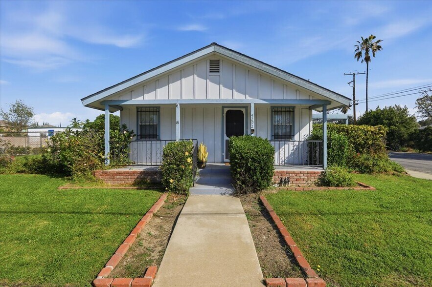 More Photos Of 4266 Walnut Ave, Chino Specialty For Sale