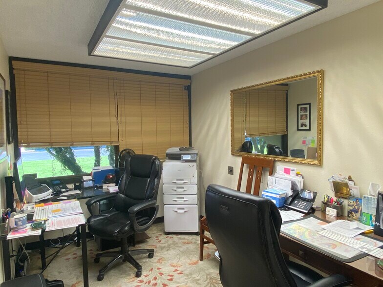 More Photos Of 1060-1080 Delbon Ave, Turlock Medical For Sale