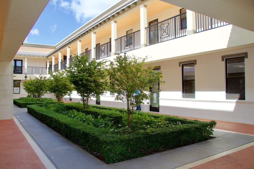 More Photos Of 3200-3400 N Federal Hwy, Boca Raton Office For Lease