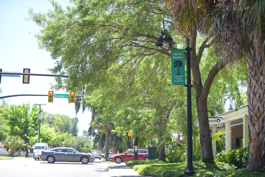 More Photos Of 1001-1029 Boundary St, Beaufort Unknown For Lease