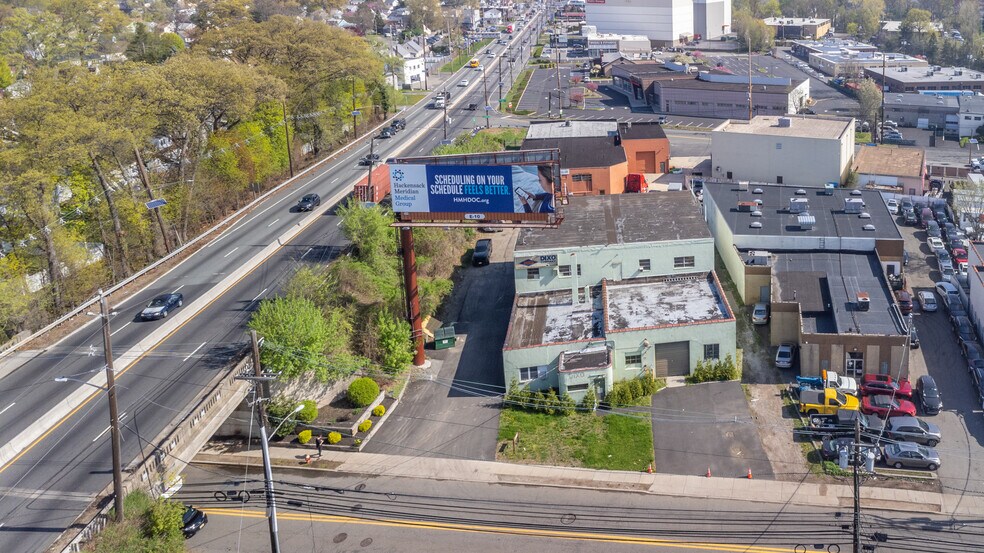 More Photos Of 158 Central Ave, Rochelle Park Warehouse For Lease