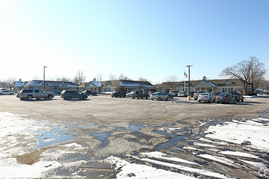 More Photos Of 1415-1421 E 12 Mile Rd, Madison Heights Unknown For Lease