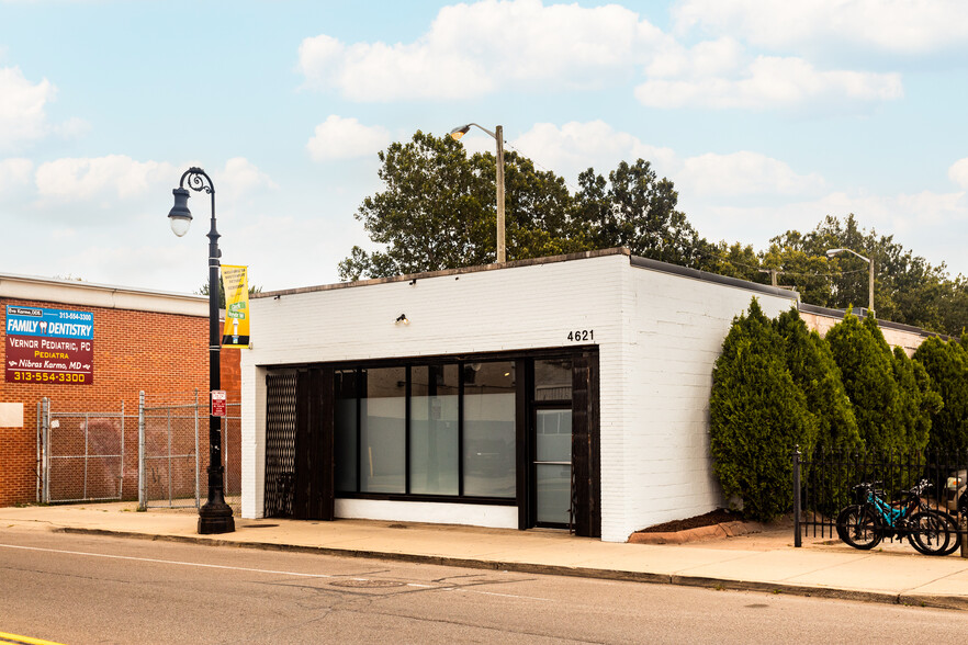 Primary Photo Of 4621 W Vernor Hwy, Detroit Storefront For Lease