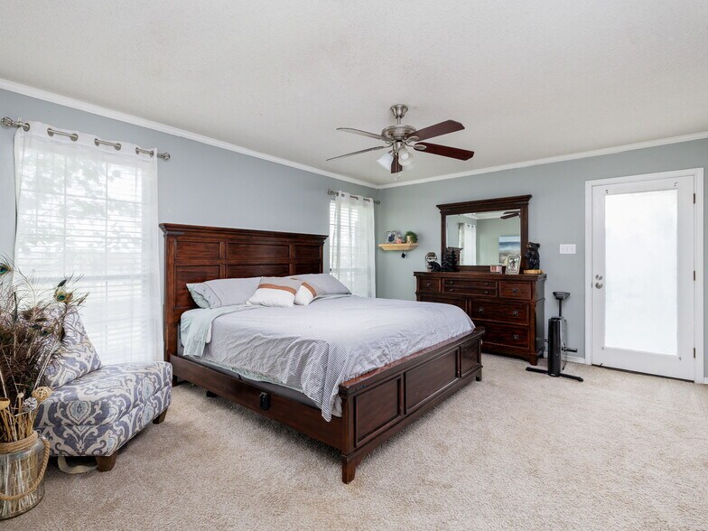 More Photos Of 11001 S State Highway 95, Taylor Land For Sale