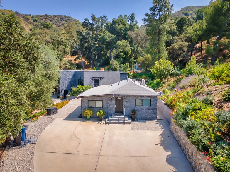 More Photos Of 7580 McGroarty Ter, Tujunga Apartments For Sale