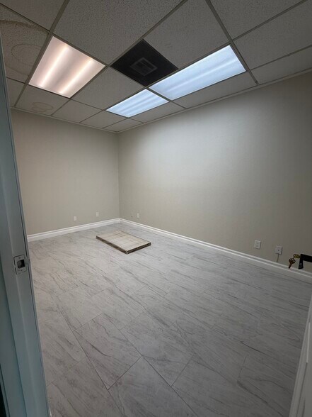 More Photos Of 116 N Vineyard Ave, Ontario Office For Lease