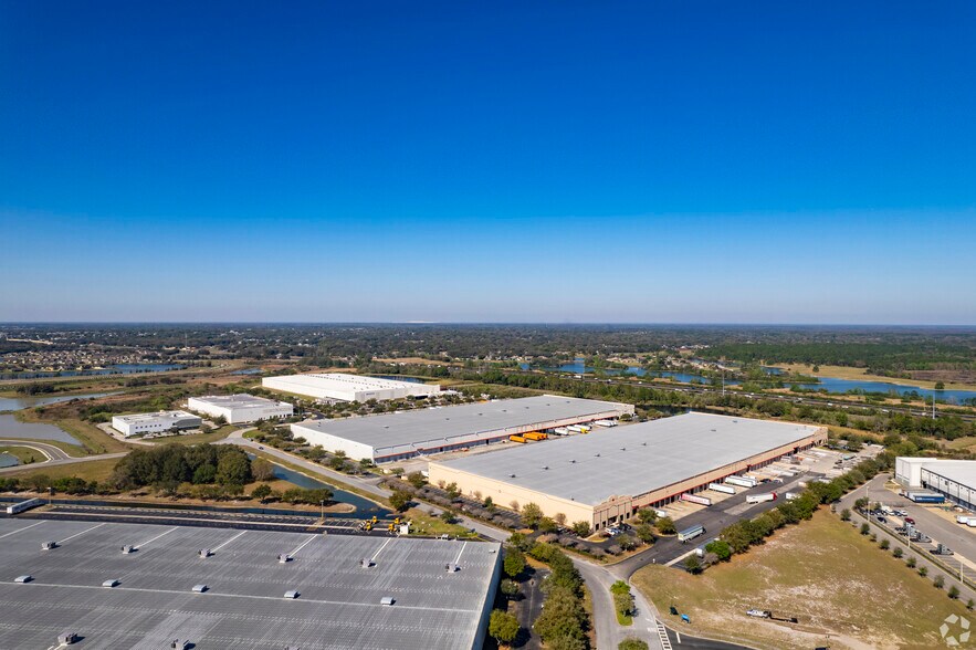More Photos Of 6870 Firstpark Blvd, Lakeland Distribution For Lease