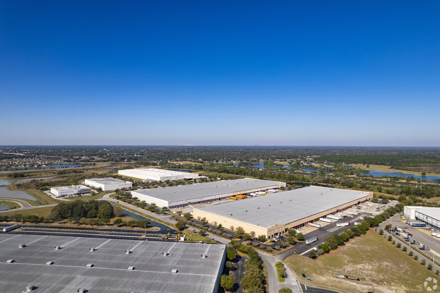More Photos Of 6870 Firstpark Blvd, Lakeland Distribution For Lease