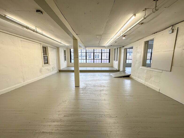 More Photos Of 309-311 Hillside Ave, Hillside Warehouse For Sale