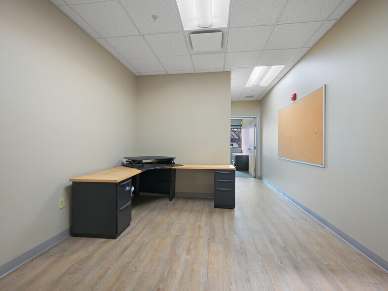 More Photos Of 2530 High Country Ct, Grand Junction Distribution For Lease