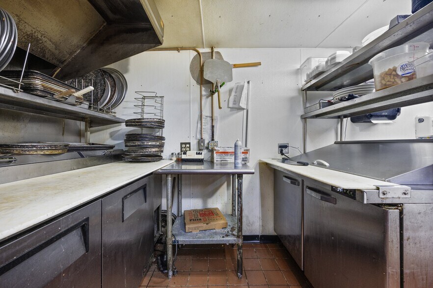 More Photos Of , Beaver Island General Retail For Sale