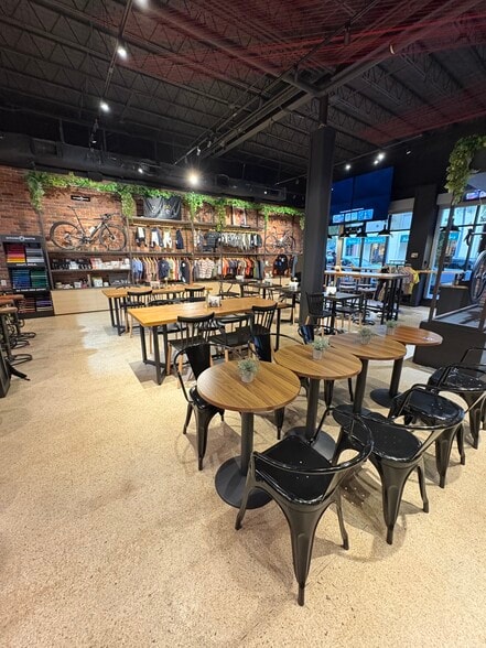 More Photos Of 6917 S Red Rd, Coral Gables Office For Lease