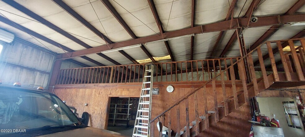More Photos Of 21628 Fl-46, Mount Dora Warehouse For Sale