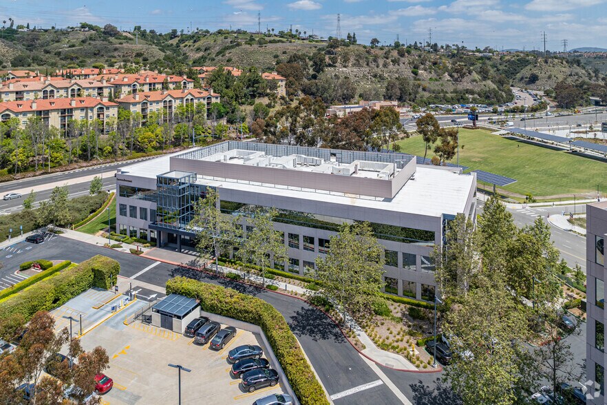 More Photos Of 2385 Northside Dr, San Diego Office For Lease