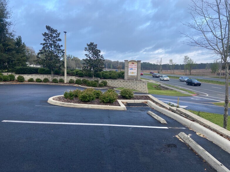 More Photos Of 15634 NW US Highway 441, Alachua Unknown For Lease