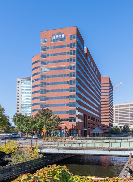 More Photos Of 1 Main St, Cambridge Office For Lease