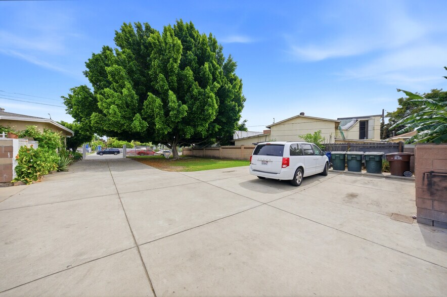 More Photos Of 2515 Mountain View Rd, El Monte Apartments For Sale
