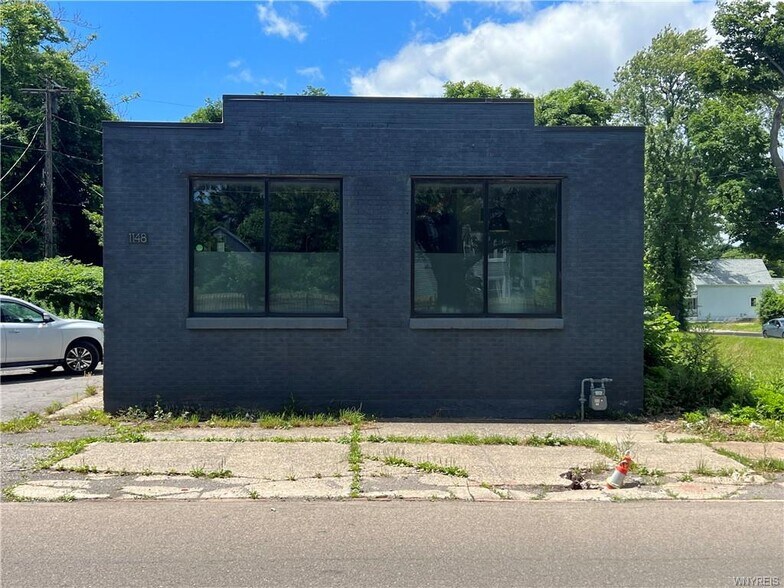 Primary Photo Of 1148 Michigan Ave, Buffalo Office For Lease