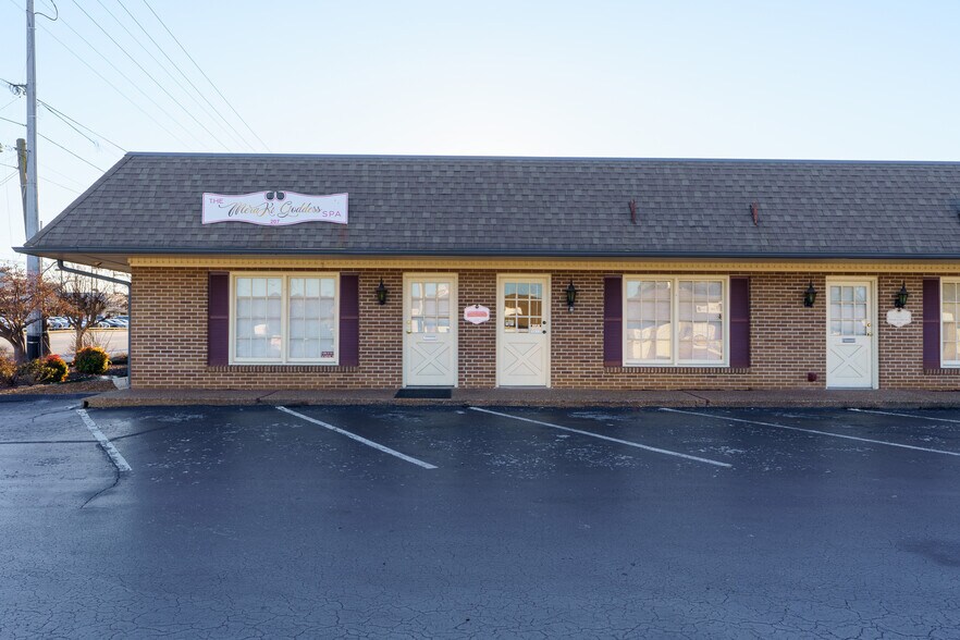 More Photos Of 5803-5805 Lee Hwy, Chattanooga Medical For Sale