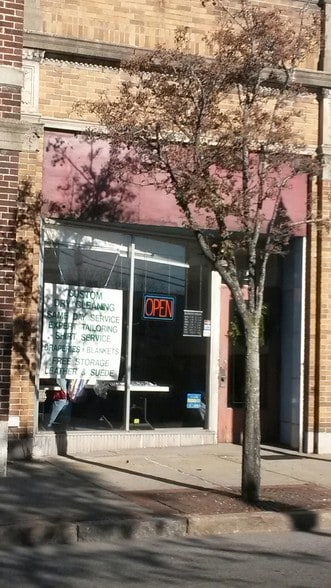 Primary Photo Of 1229 River St, Hyde Park General Retail For Lease