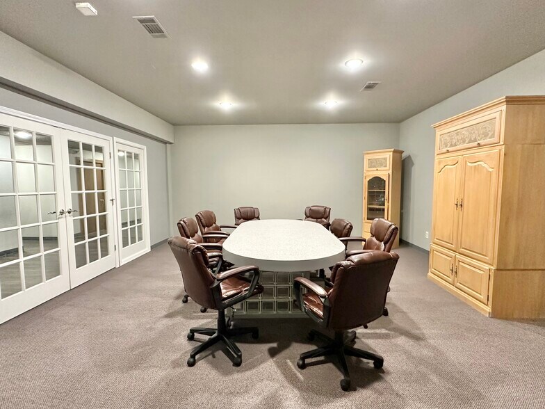 More Photos Of 9245 Calumet Ave, Munster Office For Lease