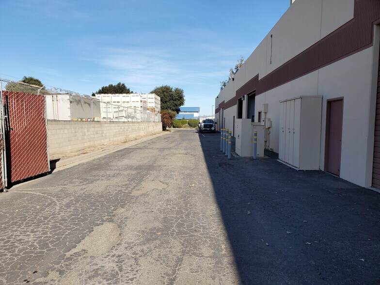 More Photos Of 1279 W Stowell Rd, Santa Maria Warehouse For Sale