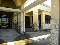 More Photos Of 3305 N Calais Dr, Sherman Medical For Lease