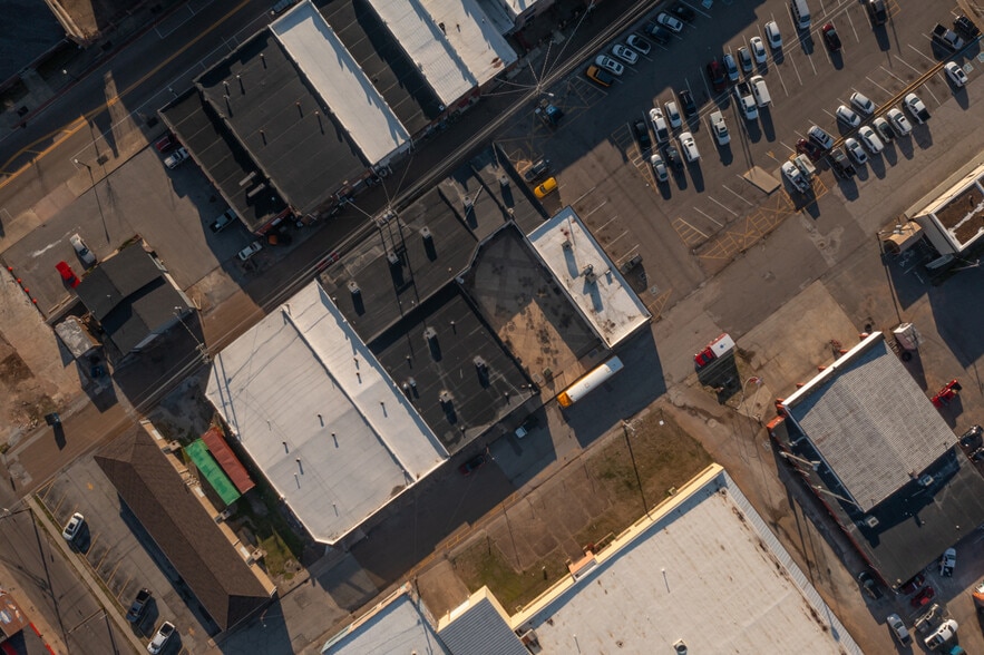 More Photos Of 115 Neal St, Martin General Retail For Sale