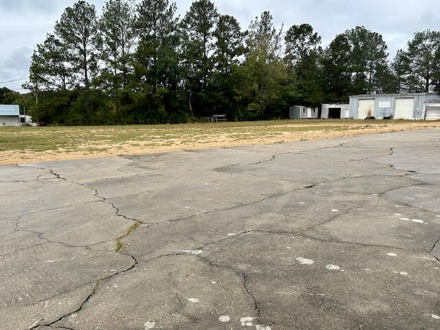 More Photos Of 108 Old Highway 98 E, Tylertown Auto Dealership For Sale